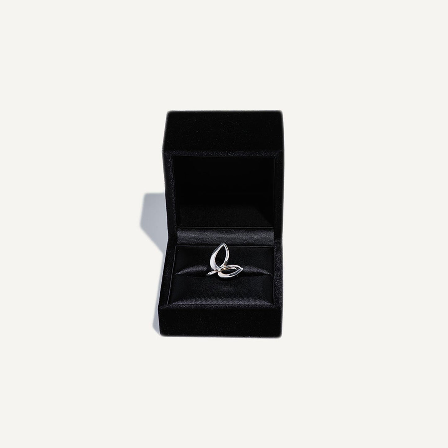 Morpho Ring | Platinum PT950 | Diamond