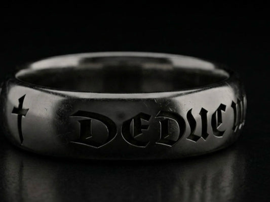 DAVIDEのプラチナ刻印の拘り｜なぜ原型から刻印するのか