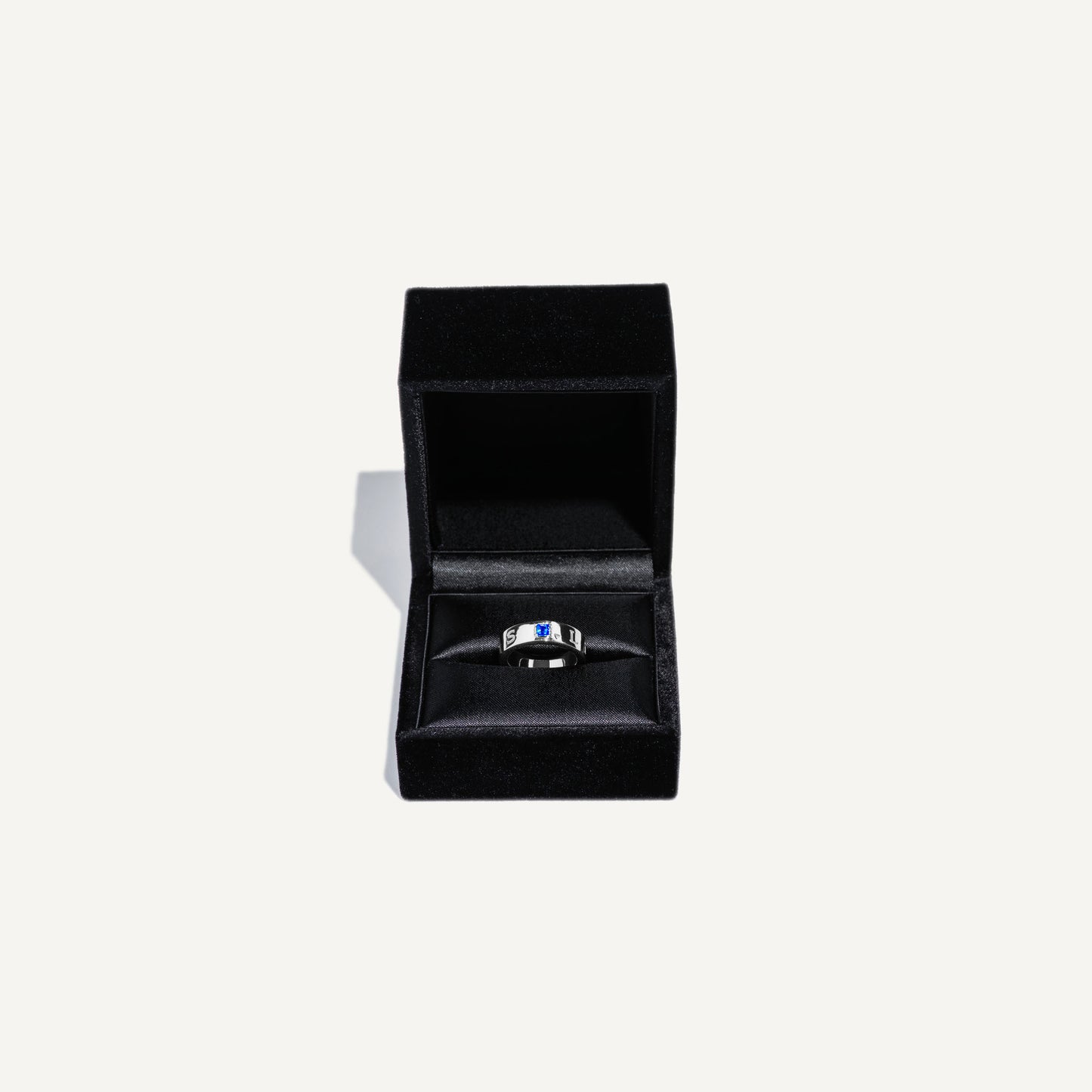 Psalm Ring | Platinum PT950 | Blue Sapphire